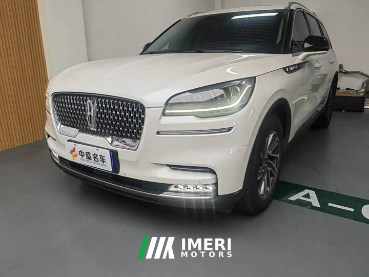 Lynk & Co Pilot 3.0T V6 four-wheel drive premium version - автомобиль из Китая