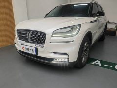 Lynk & Co Pilot 3.0T V6 four-wheel drive premium version - фото 1