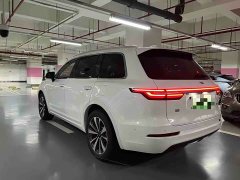 Li Auto ONE Extended-Range 6-Seater - фото 4