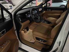 Li Auto ONE Extended-Range 6-Seater - фото 7