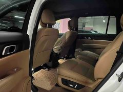 Li Auto ONE Extended-Range 6-Seater - фото 8