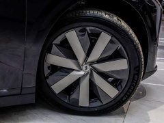 Li Auto Ideal i6 four-wheel drive standard version - фото 12