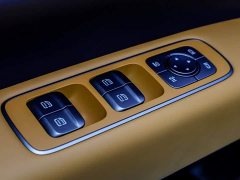 Li Auto Ideal i6 four-wheel drive standard version - фото 17