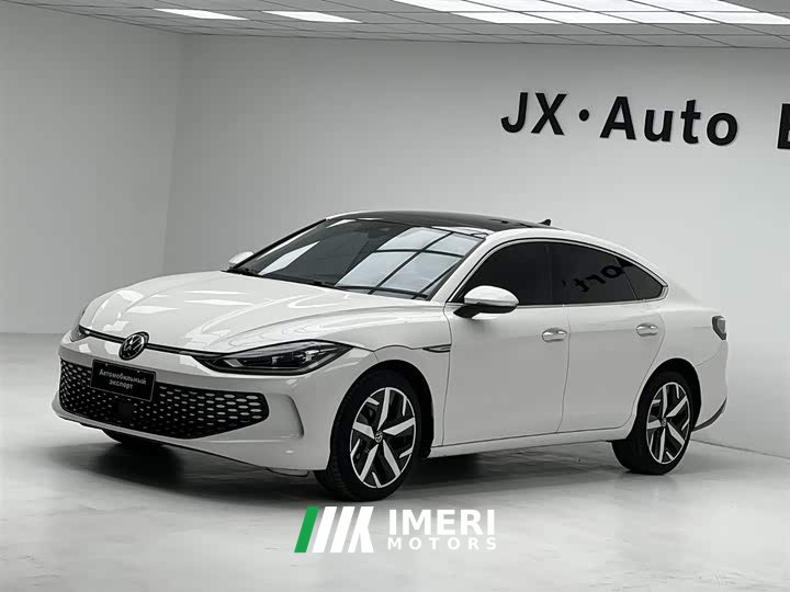 Volkswagen Lamando L 280TSI DSG Cool-La Edition