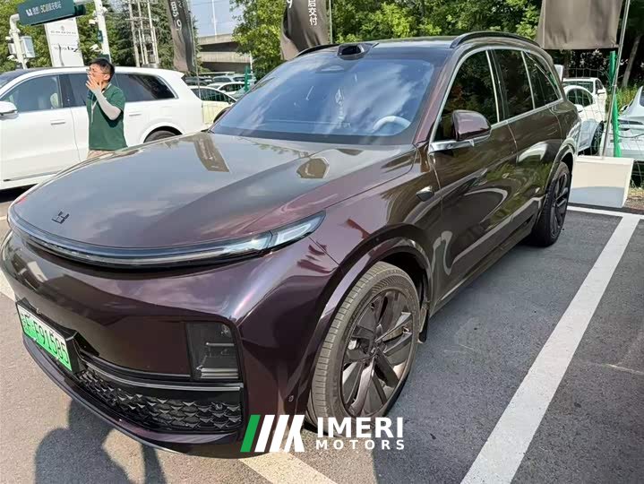 Li Auto Ideal L8 2024 Max - автомобиль из Китая