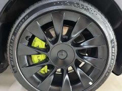 Tesla Model Y long-range all-wheel drive version - фото 15
