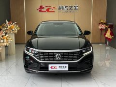 Volkswagen Passat 330TSI Elite Edition - фото 2