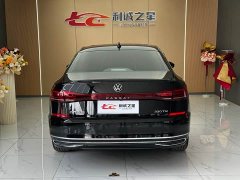 Volkswagen Passat 330TSI Elite Edition - фото 5