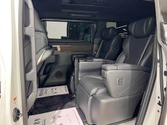 Toyota Alphard 2024 2.5L Hybrid Executive Lounge - фото 14