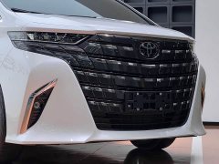Toyota Alphard 2024 2.5L Hybrid Executive Lounge - фото 4