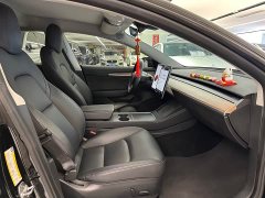 Tesla Model 3 standard range rear drive upgraded version 3D6 - фото 9
