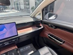 Trumpchi E8 PHEV 150km MAX - фото 7
