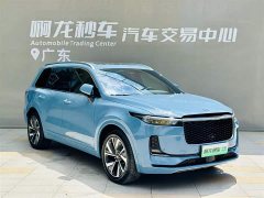 Li Auto ONE Extended-Range 6-Seater - фото 3