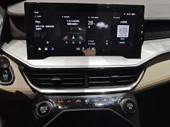 Lynk & Co 06 EM-P PHEV 84KM Pro - фото 10