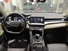 Lynk & Co 06 EM-P PHEV 84KM Pro - фото 4