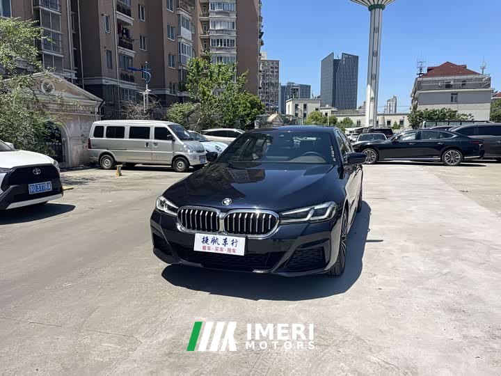 BMW 5 Series 530Li Leading M Sports Package - автомобиль из Китая