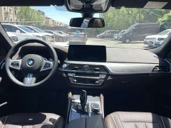 BMW 5 Series 530Li Leading M Sports Package - фото 13