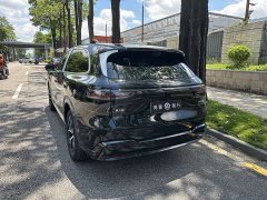 AITO M6 Extended Range Max AWD - фото 9