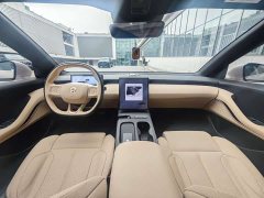 NIO ET5 75kWh - фото 13