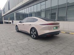 NIO ET5 75kWh - фото 2