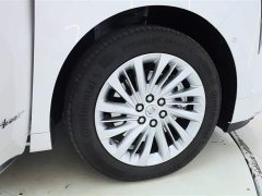 BMW Century 2.0T Six-seater Yuanshi Edition - фото 10