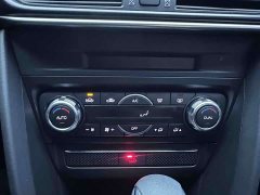 Mazda CX-4 2021 2.0L automatic two-wheel drive Blue Sky Exploration Edition - фото 18