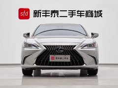 Lexus ES 2021 200 Deluxe Edition - фото 2