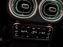 Mercedes-Benz GLC 300 L 4MATIC Dynamic 5-seater - фото 16