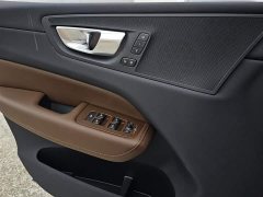 Volvo XC60 B5 four-wheel drive Zhiyuan luxury version - фото 8