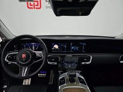 Hongqi E-HS9 690km flagship version six seats - фото 15