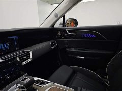 Hongqi E-HS9 690km flagship version six seats - фото 16