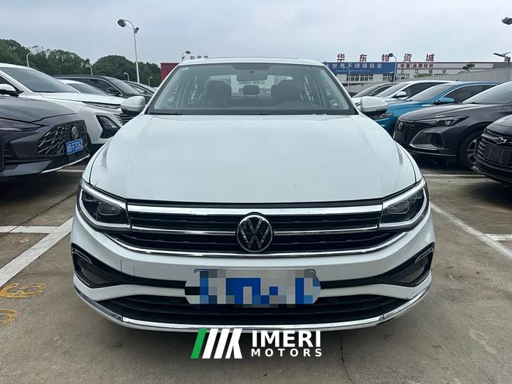 Volkswagen Bora 200TSI DSG Comfort Edition - автомобиль из Китая