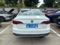 Volkswagen Bora 200TSI DSG Comfort Edition - фото 12