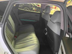 Geely Galaxy E8 700km Yuanhang Intelligent Driving Edition - фото 18