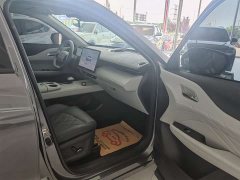 Changan UNI-Z PHEV Blue Whale iDD 125km Beyond Edition - фото 16