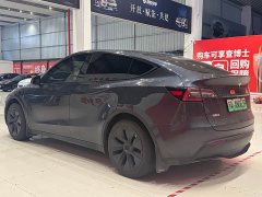 Tesla Model Y rear-wheel drive version - фото 6