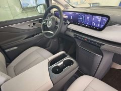 Buick GL8 Lu Zun Exclusive Edition - фото 16