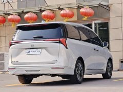 Buick GL8 Lu Zun Exclusive Edition - фото 7