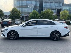 Lexus Elantra 2023 1.5L CVT LUX - фото 4