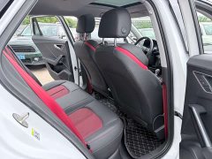 Audi Q2L 35 TFSI fashionable and dynamic - фото 4