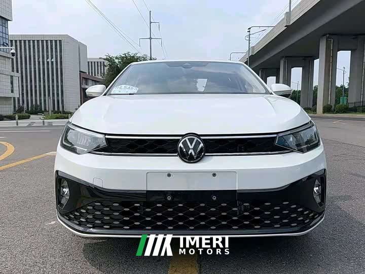 Volkswagen Lavida Xinrui 1.5L Automatic Outstanding Xinyi Edition - автомобиль из Китая