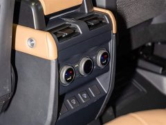 Land Rover Defender 110 3.0T P400 Dark Special Edition - фото 17