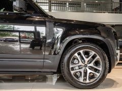 Land Rover Defender 110 3.0T P400 Dark Special Edition - фото 5