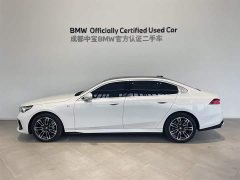 BMW 5 Series 530Li Leading M Sports Package - фото 2