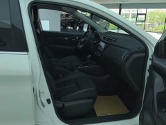 Nissan Qashqai 2.0L CVT XV Premium Edition - фото 8