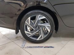 Lexus Elantra 2023 1.5L CVT GLX Elite Edition - фото 6