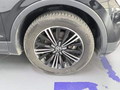Volkswagen Tiguan L 280TSI automatic two-wheel drive smart version - фото 6