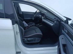 Lynk & Co Lingdu L 280TSI DSG Hot Edition - фото 8