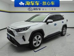 Toyota RAV4 2022 2.0L CVT 2WD Fashion Plus Edition - фото 1