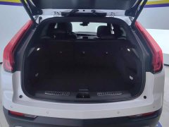 Cadillac XT4 28T FWD Luxury - фото 4